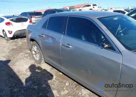 2015 Chrysler 300 Limited from USA, damaged, VIN 2C3CCAAGXFH815501